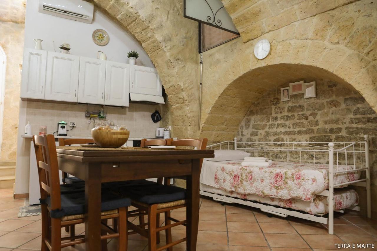Terra E Marte Casa Vacanza Bari Buitenkant foto