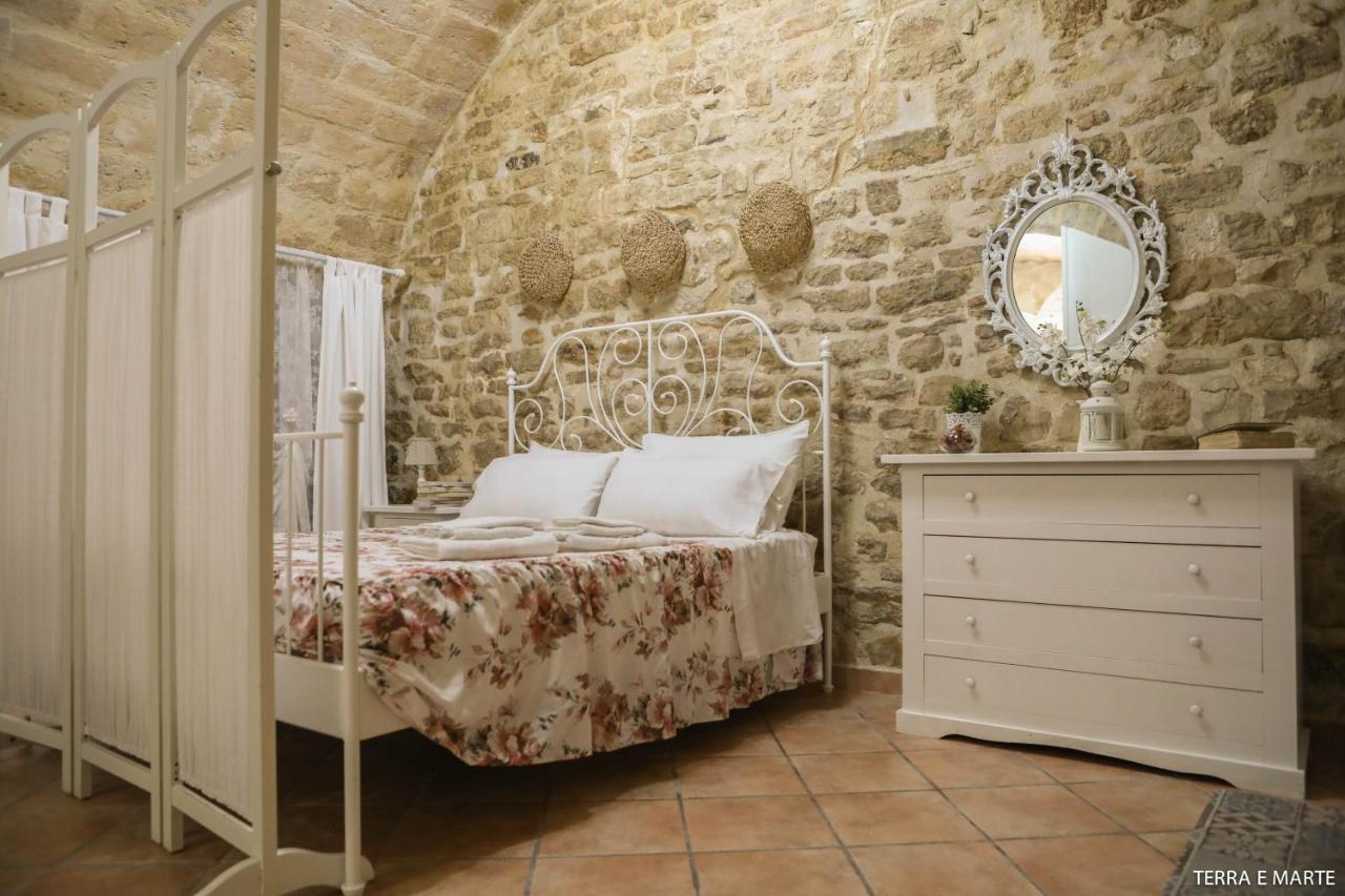 Terra E Marte Casa Vacanza Bari Buitenkant foto